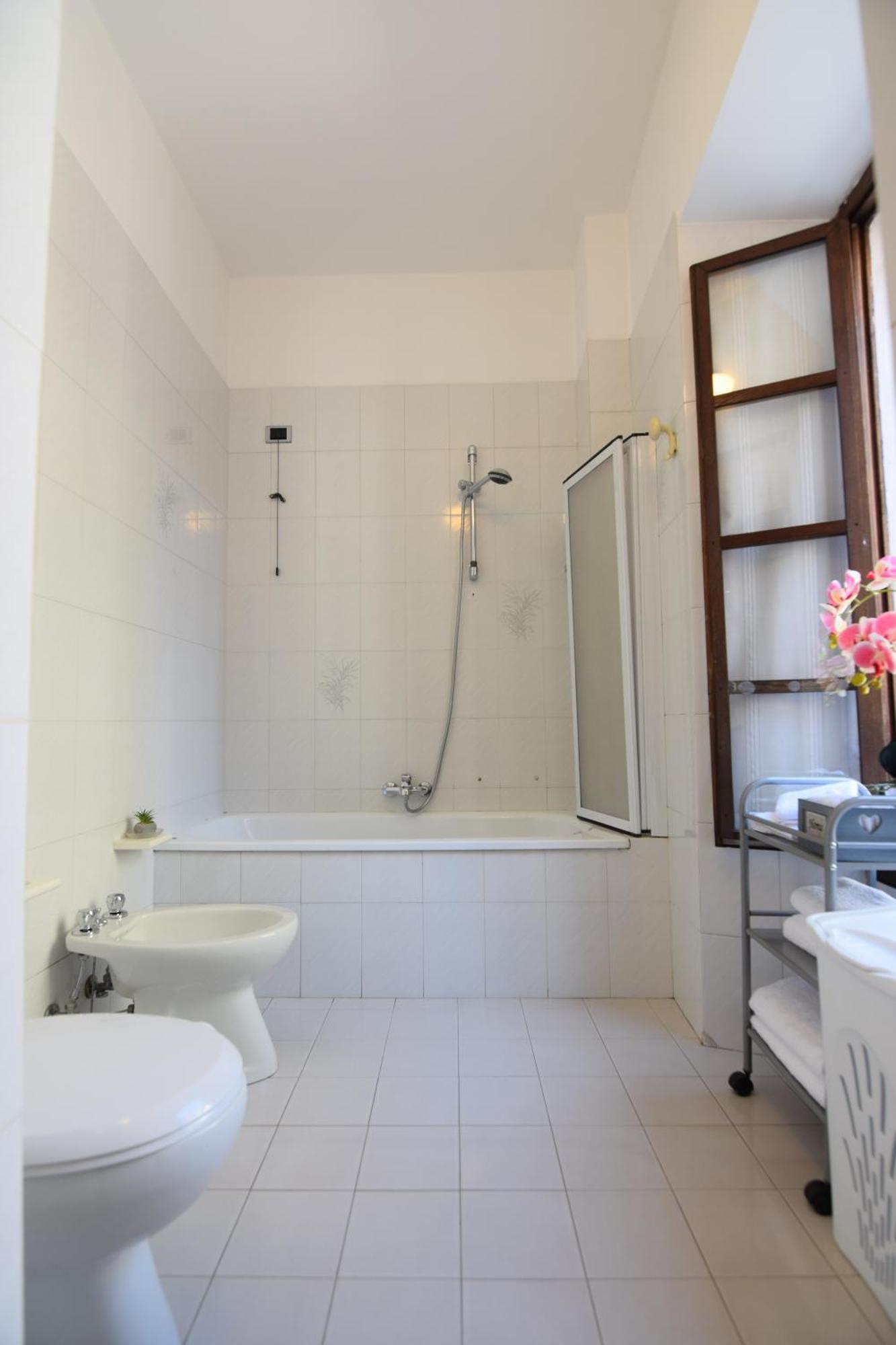 Апартаменты Bilocale Vecchio Borgo Боргосезия Экстерьер фото